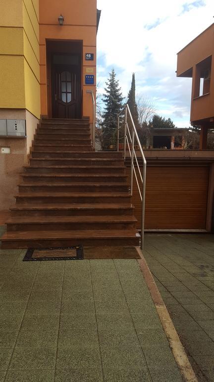 Apartman Maksimir Lux Zagreb-145M2 Экстерьер фото