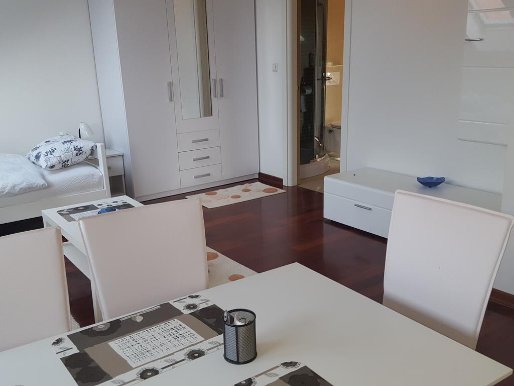 Apartman Maksimir Lux Zagreb-145M2 Экстерьер фото