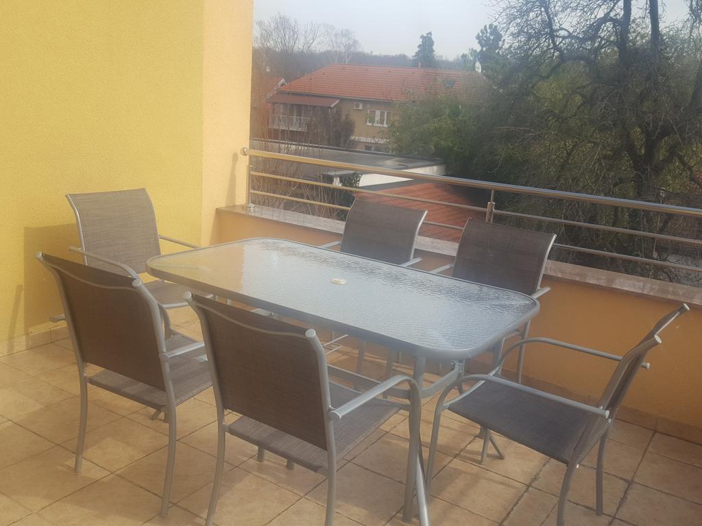 Apartman Maksimir Lux Zagreb-145M2 Экстерьер фото